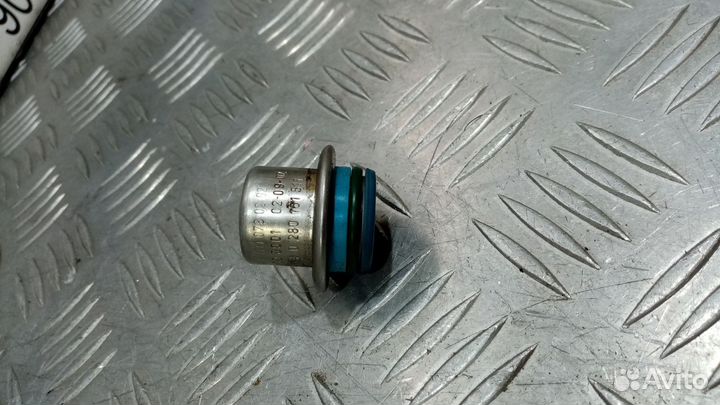 Б/У Регулятор давления топлива MB C208 CLK coup