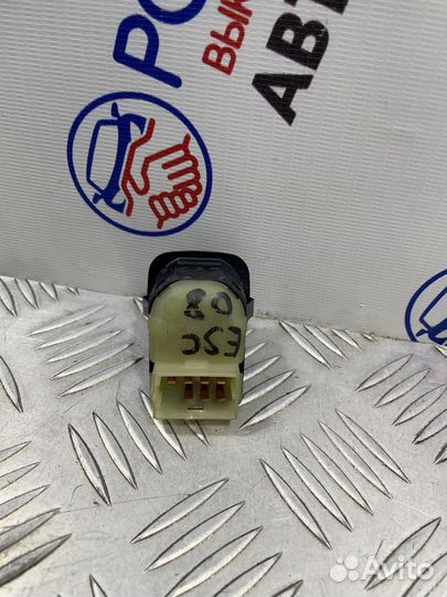 Блок кнопок Ford Escape