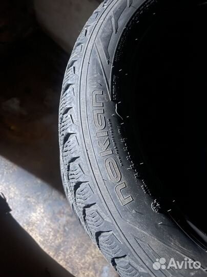 Nokian Tyres Hakkapeliitta R2 225/50 R17