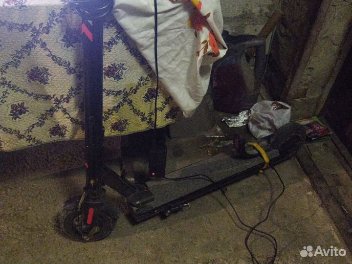 Самокат взрослый электрический бу
