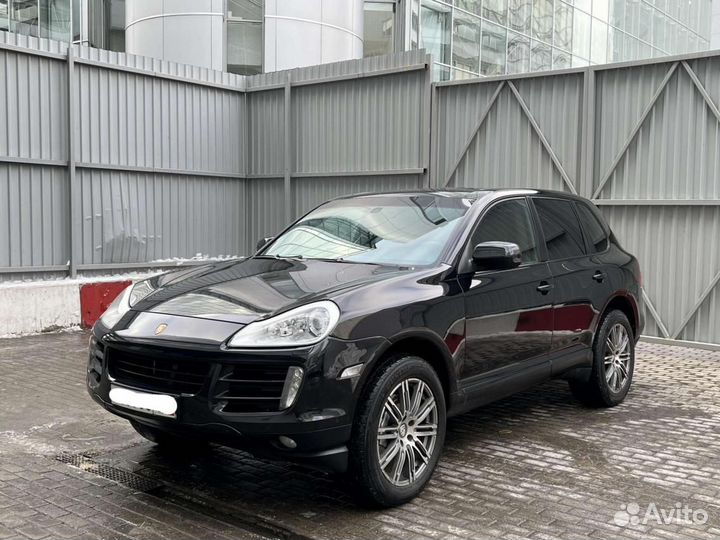 В разборе Порше Кайен 957