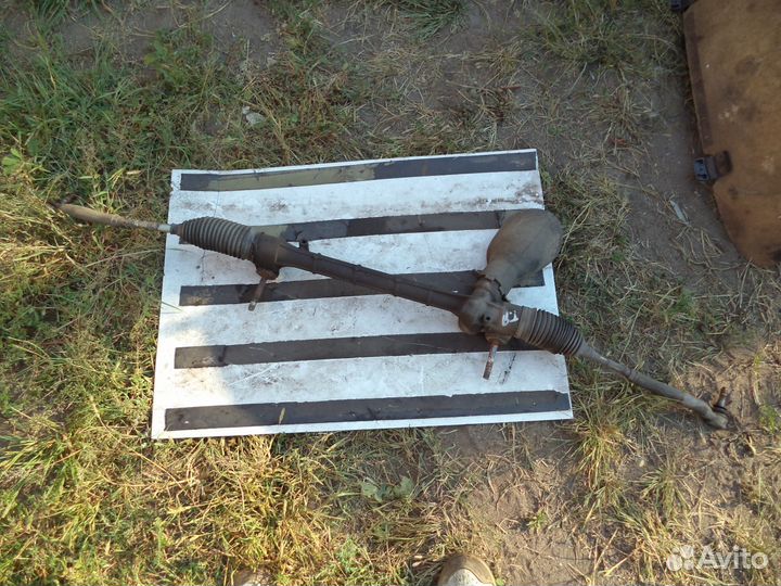 Рулевая рейка тойота ярис