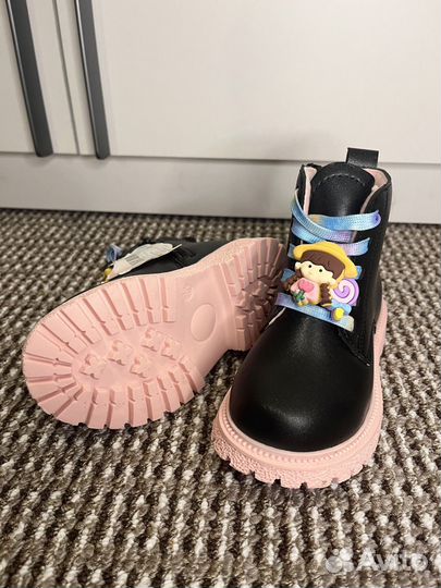 Ботинки демисезонные для девочки новые