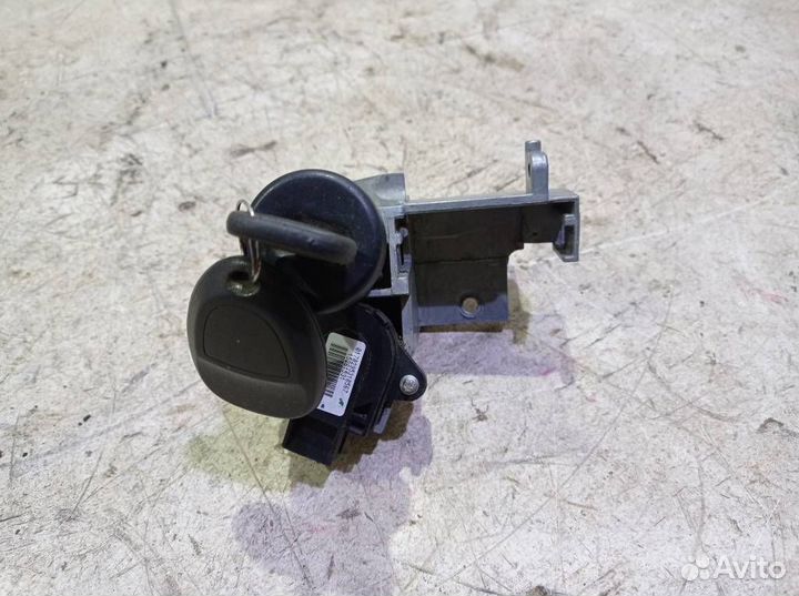 Замок зажигания Кадиллак