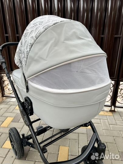 Indigo Mio коляска 3 в 1