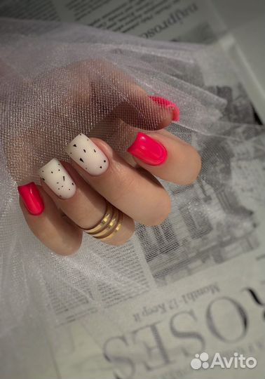 Маникюр/педикюр