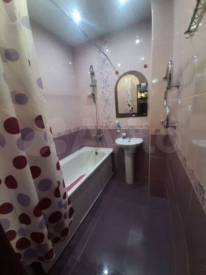 2-к. квартира, 56 м², 3/9 эт.