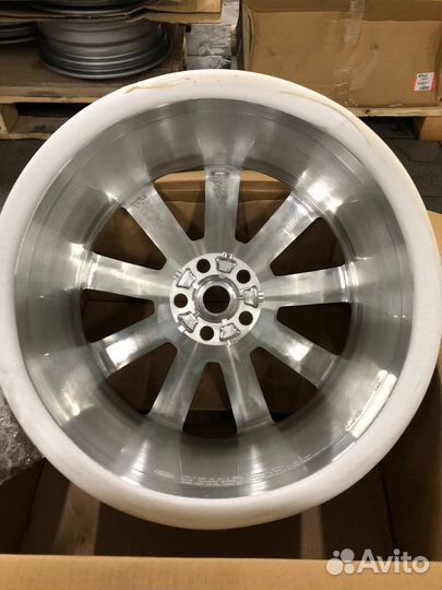 Range Rover новые 21 диски оригинал