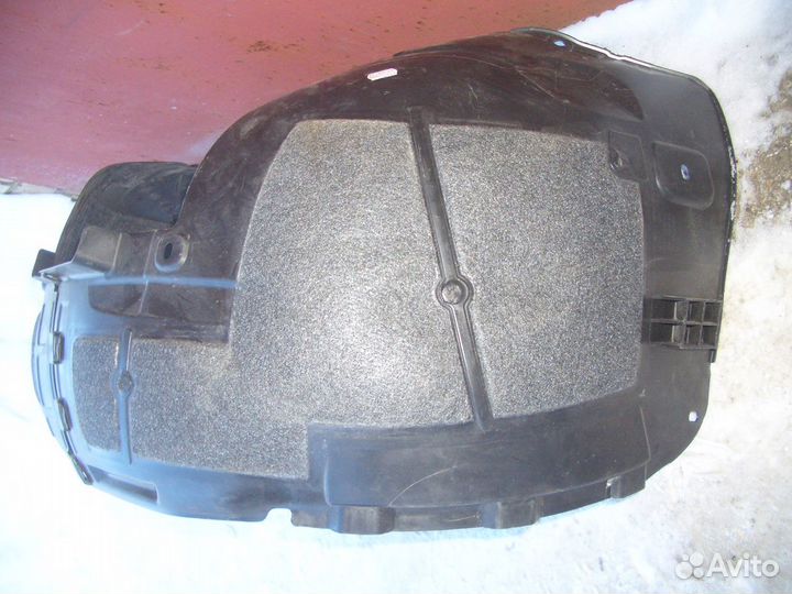 Подкрылок передний левый Опель Мерива с10