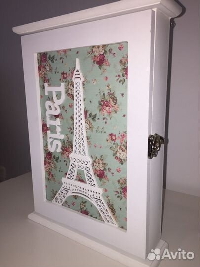 Ключница настенная Париж, новая