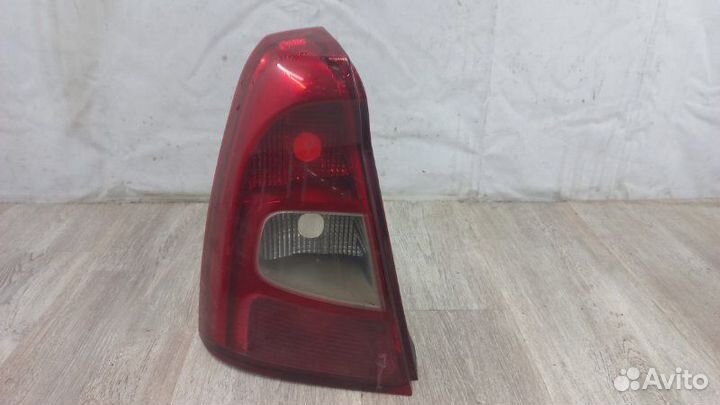 Фонарь задний левый Renault Logan 1 2007