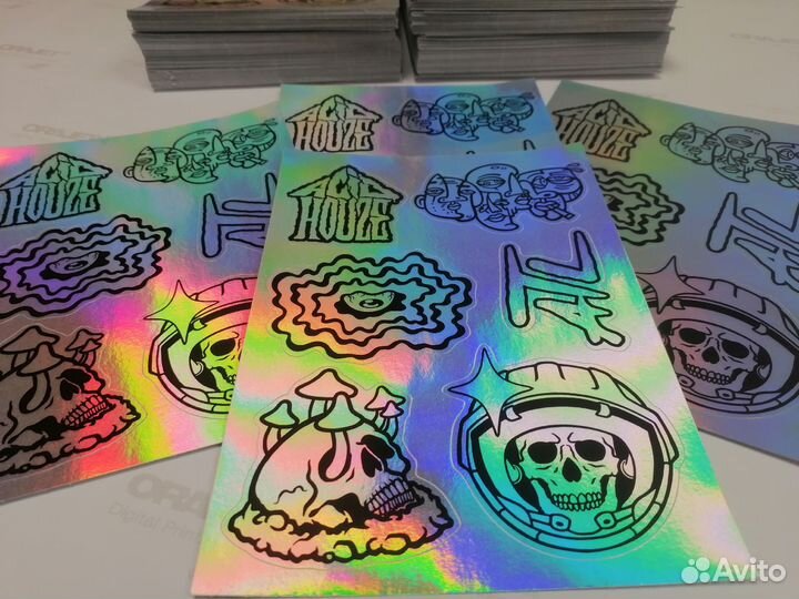 Печать наклеек, этикеток