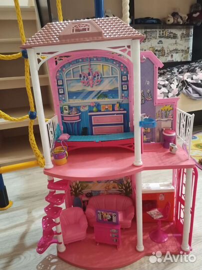 Кукольный домик с мебелью для Барби