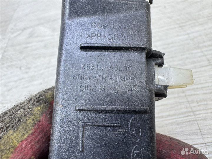 Кронштейн бампера (крепление) передний левый