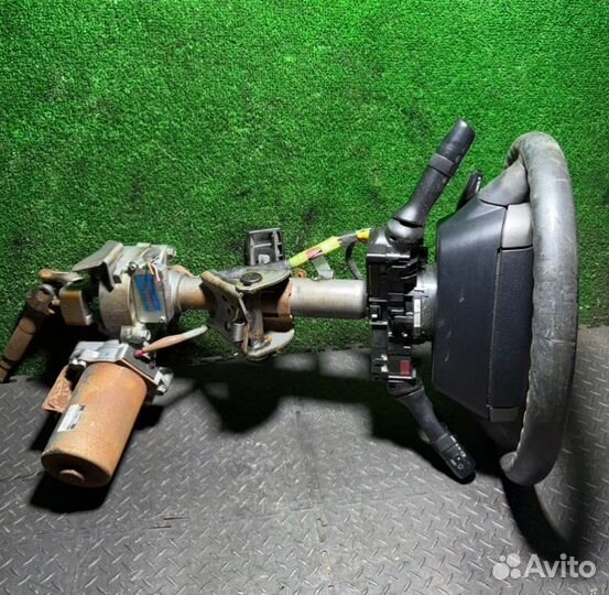 Руль Toyota Prius 1500 2008
