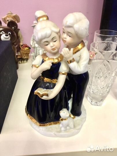 Статуэтки фарфор