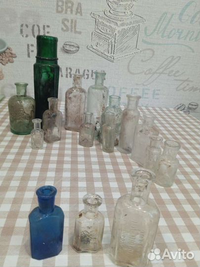 Старинные бутылки
