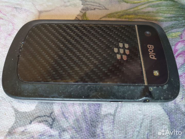 Смартфон BlackBerry Bold 9900