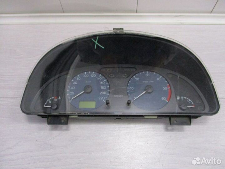 Щиток приборов Citroen Xsara 2 2001