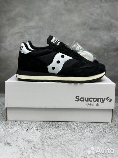 Кроссовки Saucony