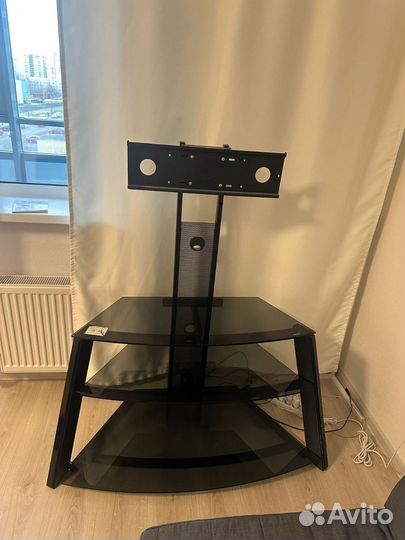 Стойка под теле-видео аппаратуру 
