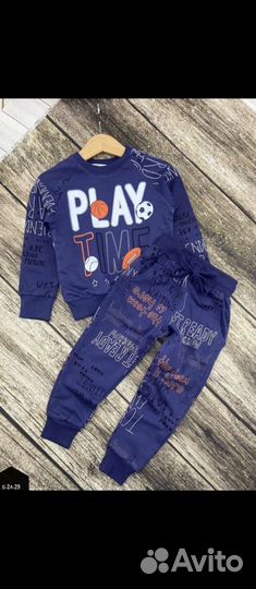 Спортивный костюм