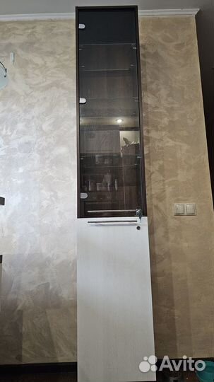 Продается шкаф- пенал