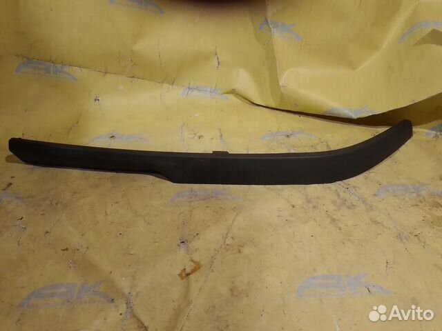 Спойлер переднего бампера правый Opel Vectra C 200