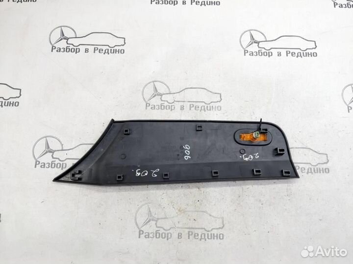 Молдинг крыла левый w906 Sprinter 651.955