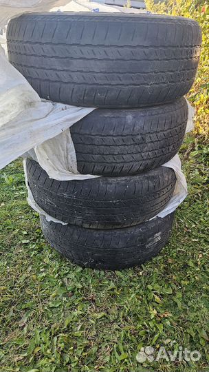 Bridgestone Dueler H/T 684II 265/60 R18