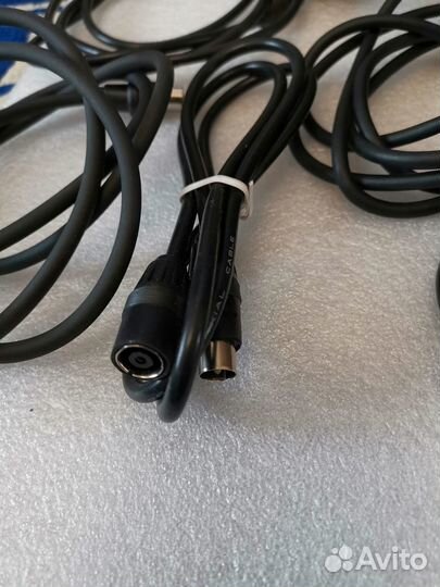 Качественный антенный провод для видео (папа-мама)