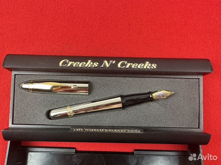 Винтажная перьевая ручка Creeks N' Creeks