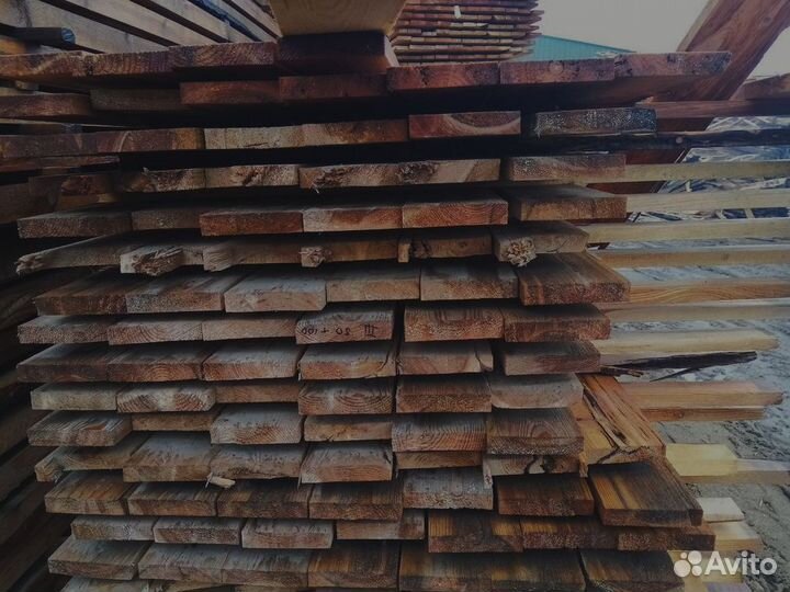 Сосновые доски, надежность и стабильность в каждом детале