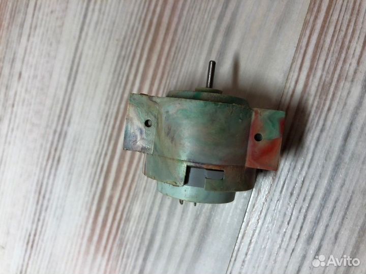 Микроэлектродвигатель. Новый. СССР. 30 штук