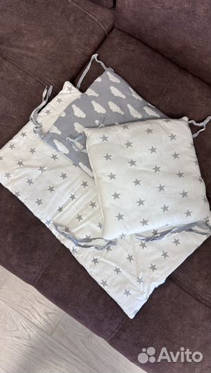 Бортики в кроватку с балдахином