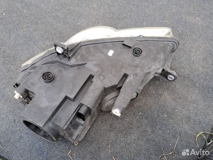 Фара передняя правая Volkswagen Passat B6 оригинал