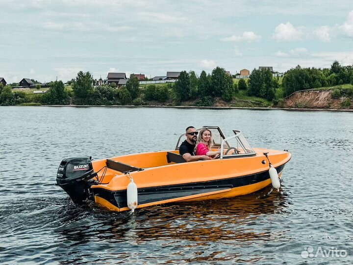 Сам капитан. Катер.лодка аренда Права не нужны