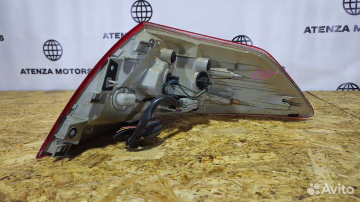 Фонарь задний левый nissan teana j32 2010