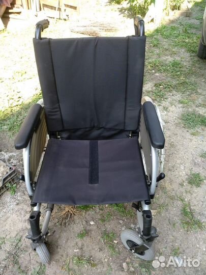 Инвалидная коляска