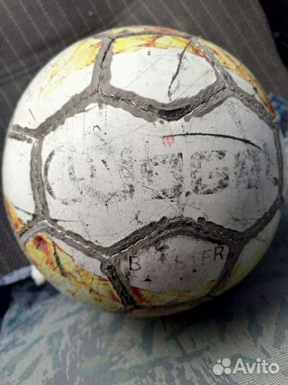 Футбольный мяч Jogel