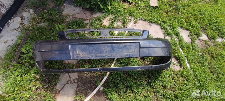 Бампер передний на LADA priora 1