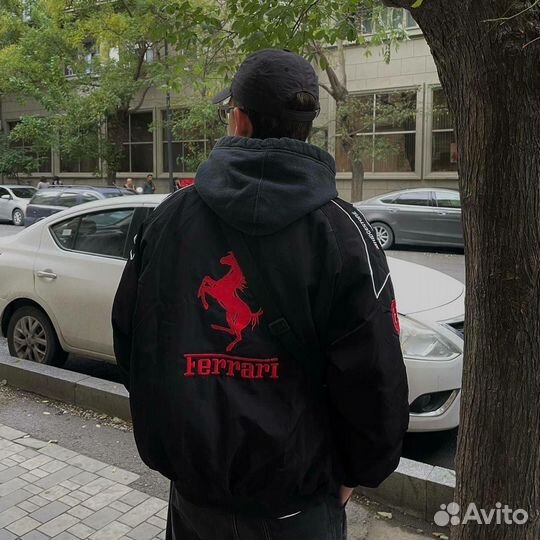 Куртка Феррари