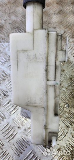 Бачок расширительный Nissan Juke F15