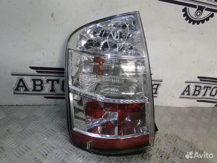 Фонарь задний левый Toyota Prius 20 2007 1.5