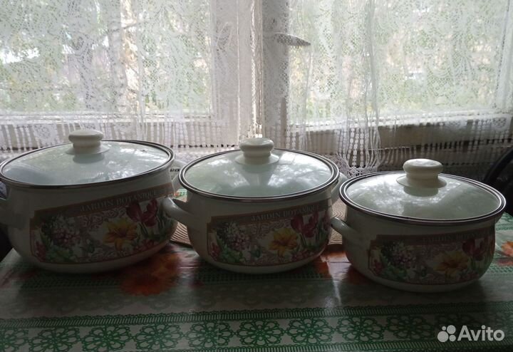 Набор посуды кастрюли