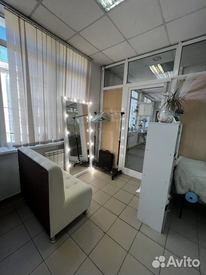 Место наращивание ресниц кушетка