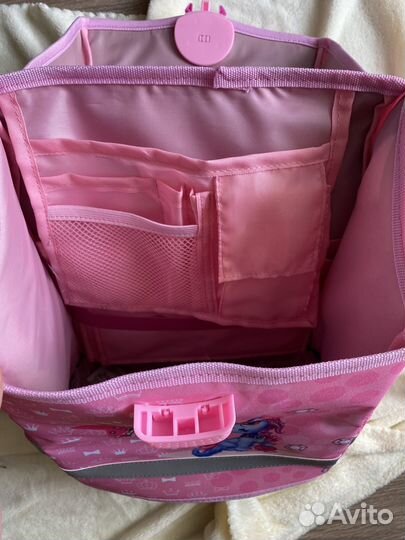 Рюкзак школьный для девочки новый