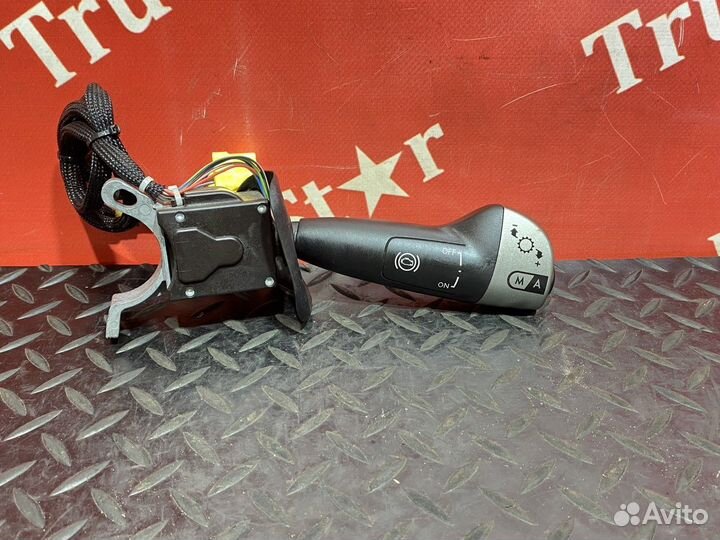 Переключатель подрулевой правый