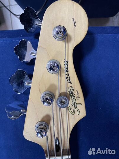 Бас гитара squier fender standart