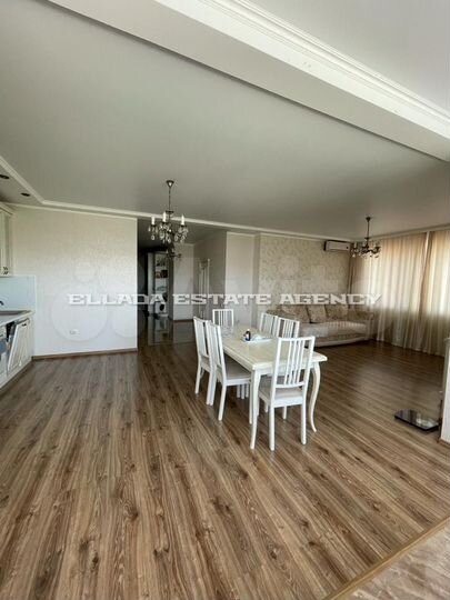 2-к. квартира, 75 м², 10/11 эт.